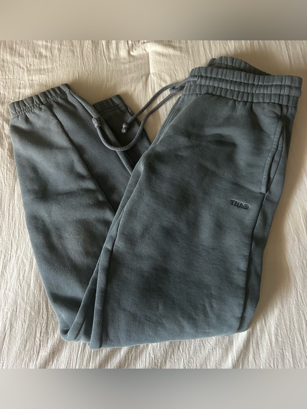 TNA Fleece Sweatpants. Size XXS. No flaws